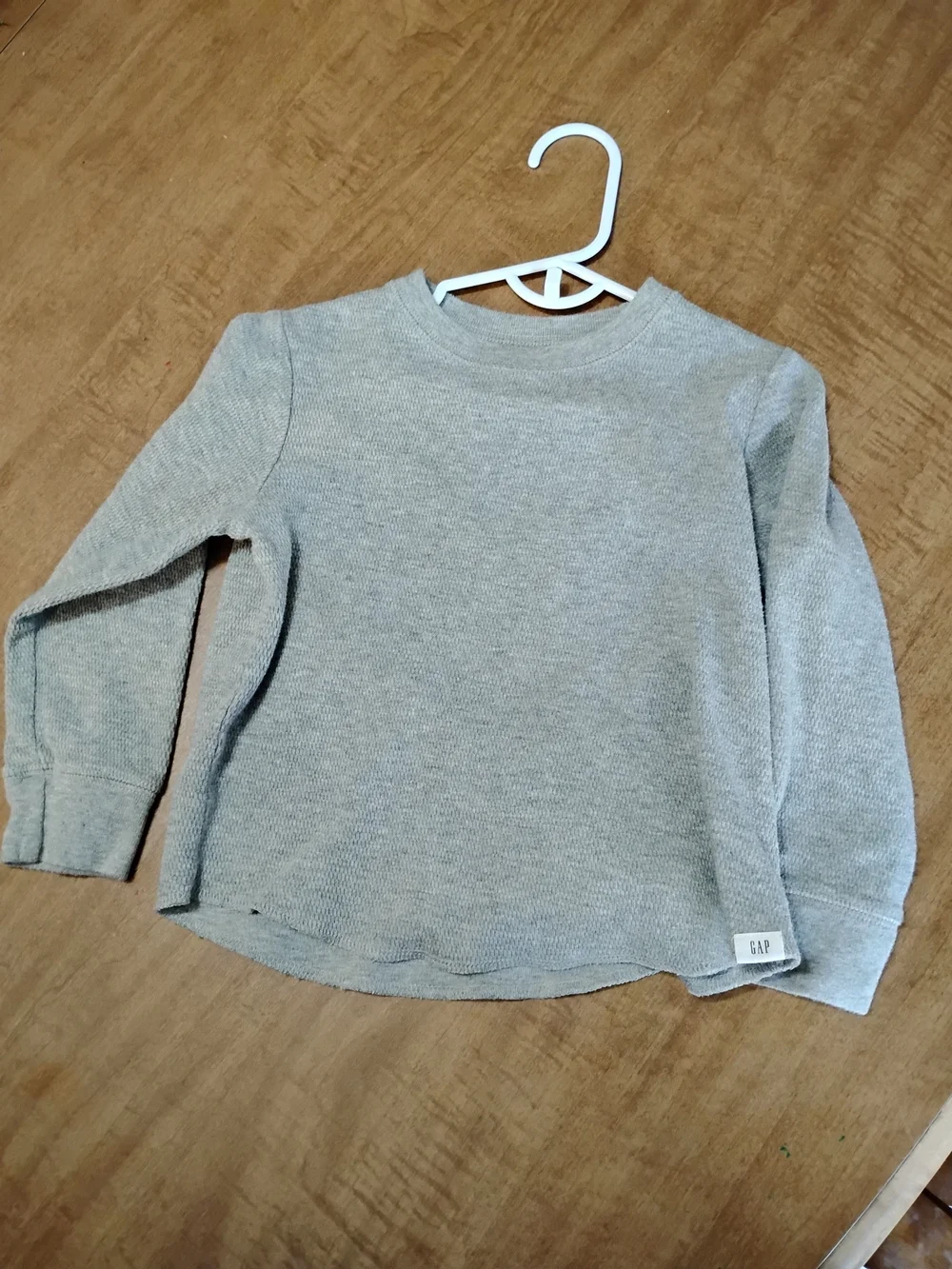 GAP Kids Long Sleeve Tops in Red, Gray & Navy
